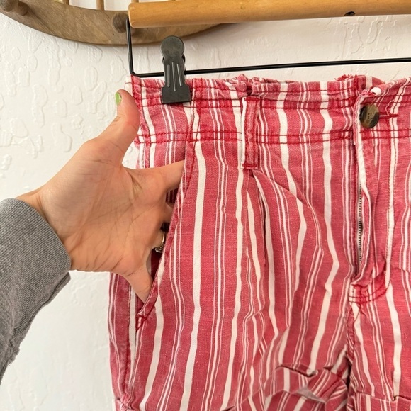 American Eagle 2 Red Striped Paperbag Linen Viscose Shorts - Picture 3 of 12